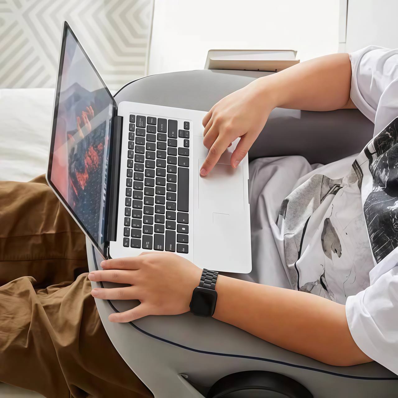 Portable Desk Pad
