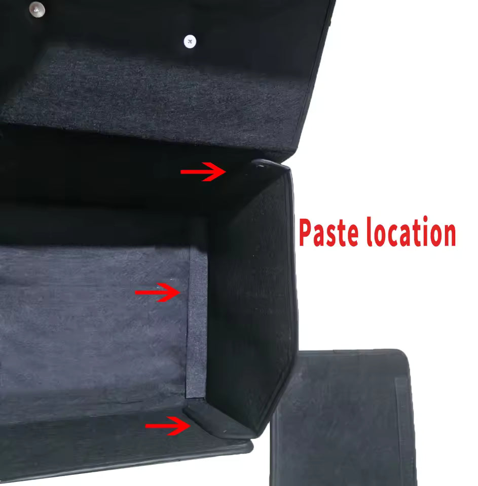 Space-saving storage box for the car trunk