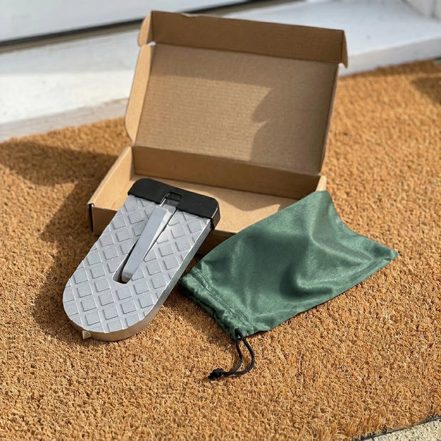 BOLTHUT door step package ready to ship