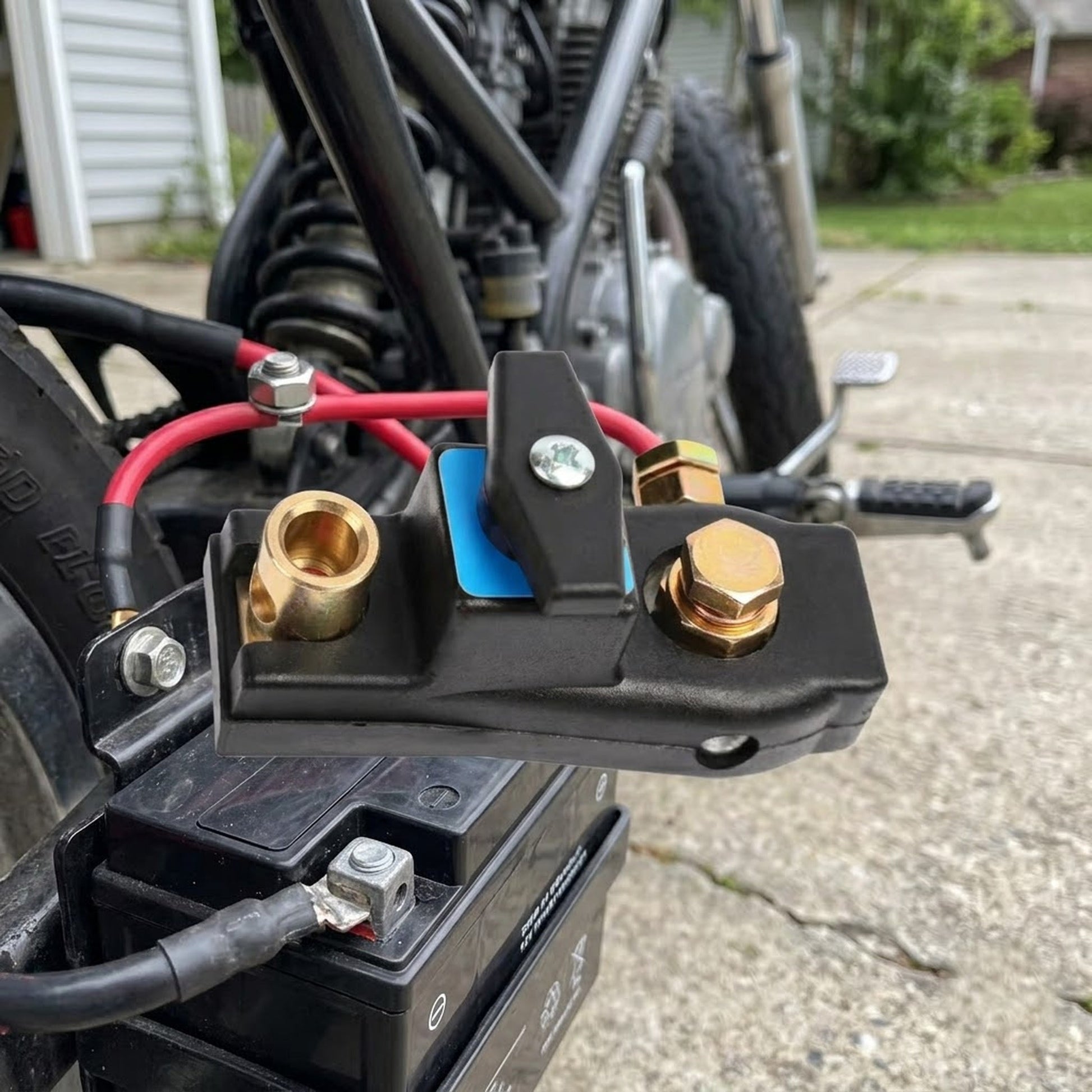 BOLTHUT Battery Disconnect Switch | BOLTHUT
